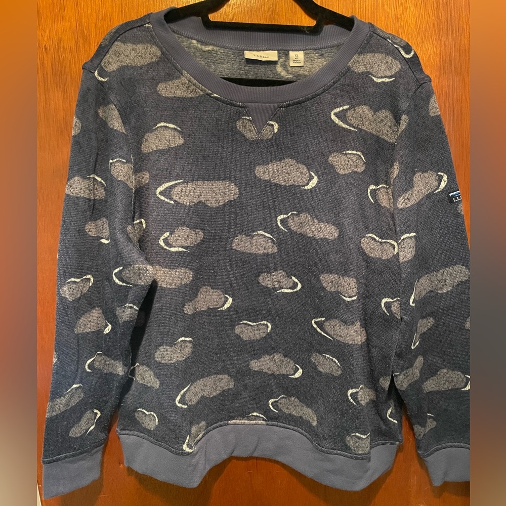 Light weight sweater fleece top